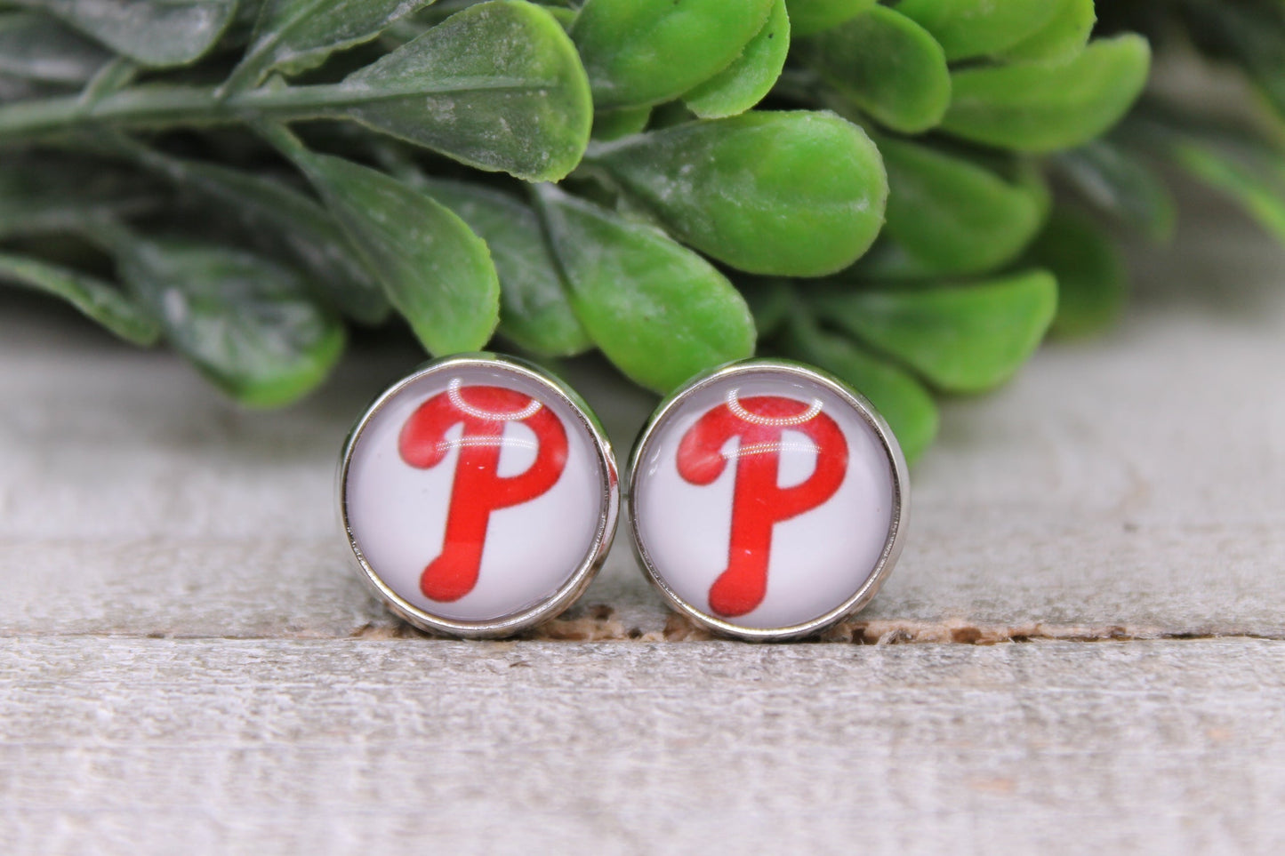 Phillies P Logo Stud Earrings