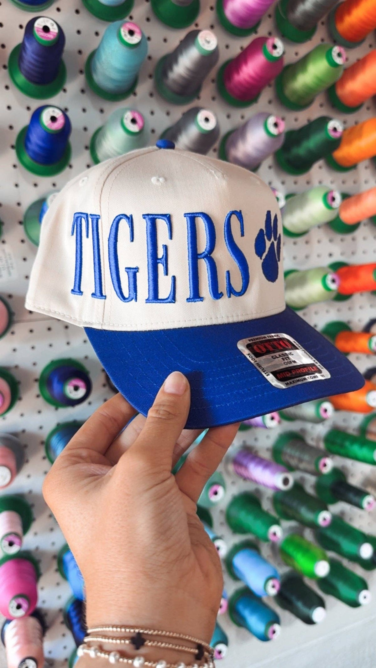 Florence Flashes Lightning Bolt Trucker Hat, 3D Embroidered Game Day Cap